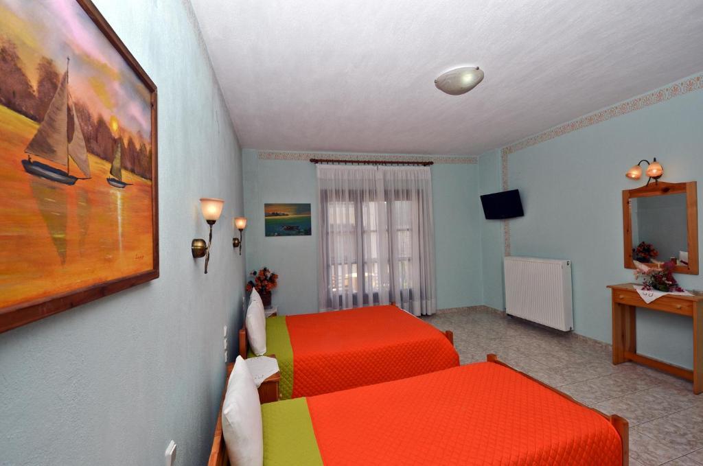 Aris Junior Studio & Apartments Нео Клима Стая снимка