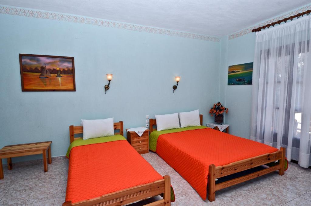Aris Junior Studio & Apartments Нео Клима Стая снимка